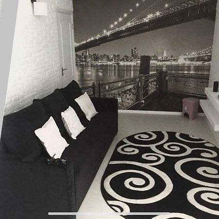 Bright Central Apartment Kischinau Exterior foto